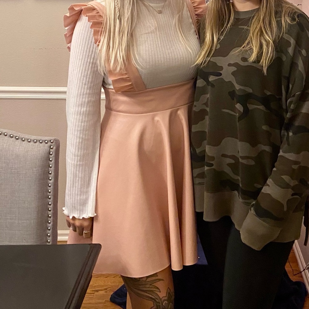 Pink Dress - Picture 5 of 5